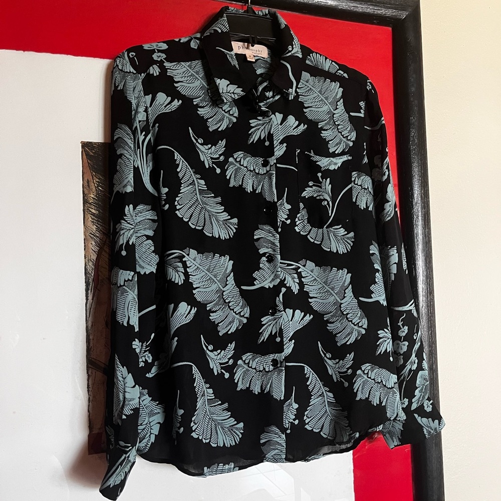 Black blue feathers fabric Philosophy shirt